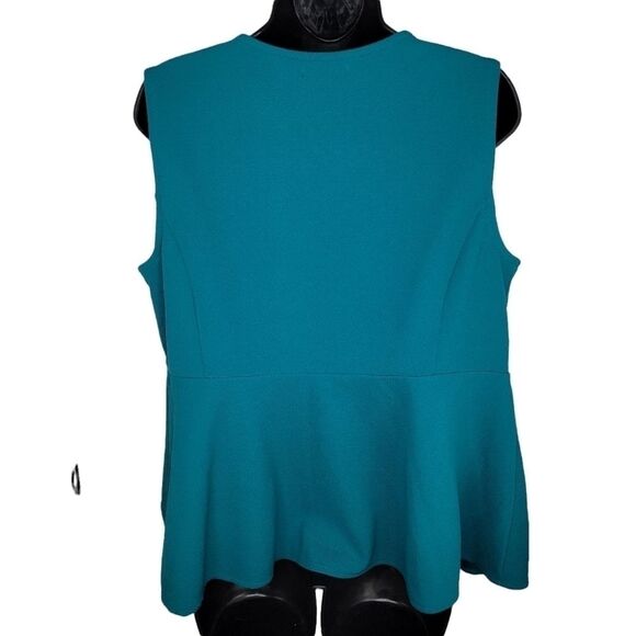 Lane Bryant sleevless peplum top 18/20 - Picture 2 of 6